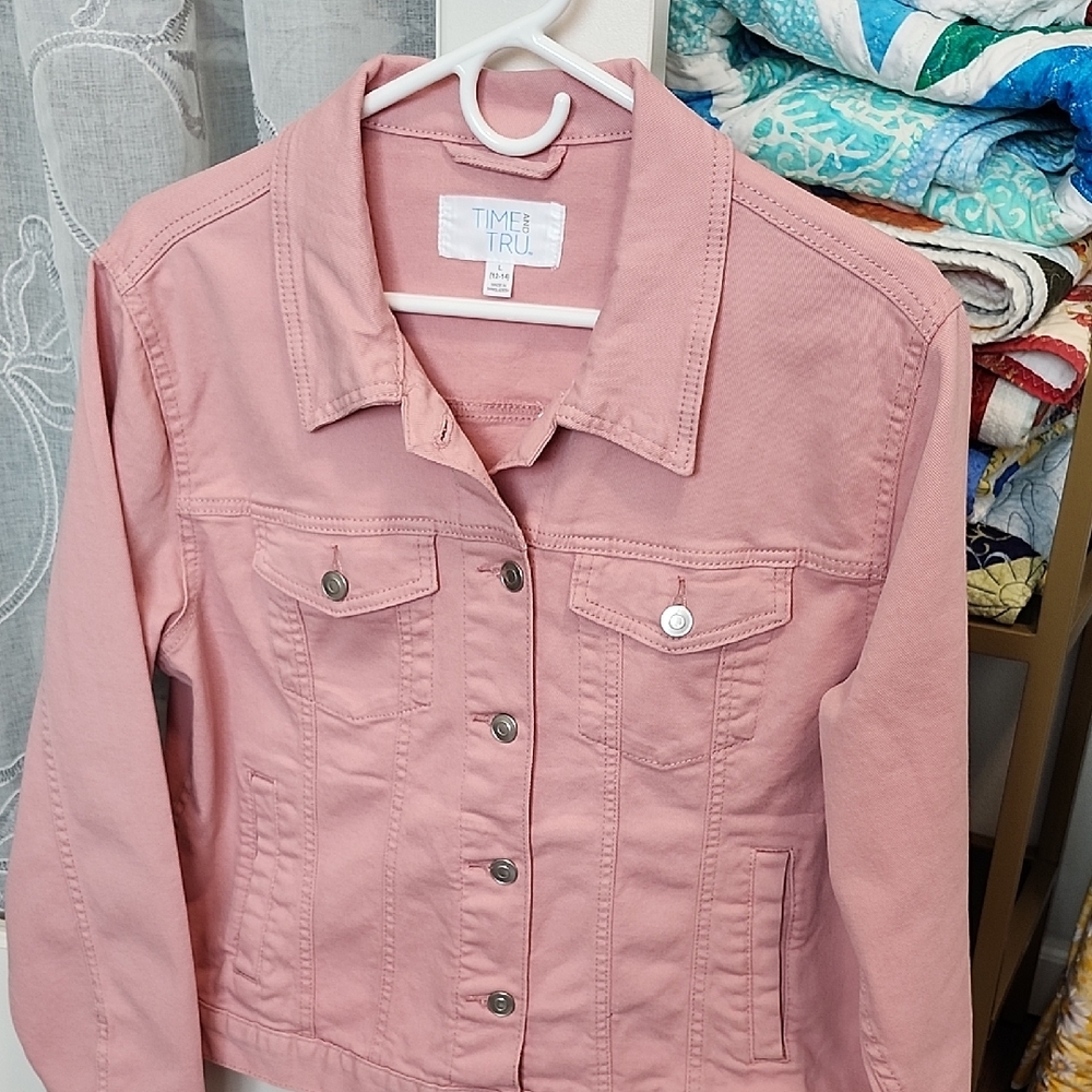 Time and Tru Women's Denim Cotton Jacket Size L 12/14 NWOT never worn